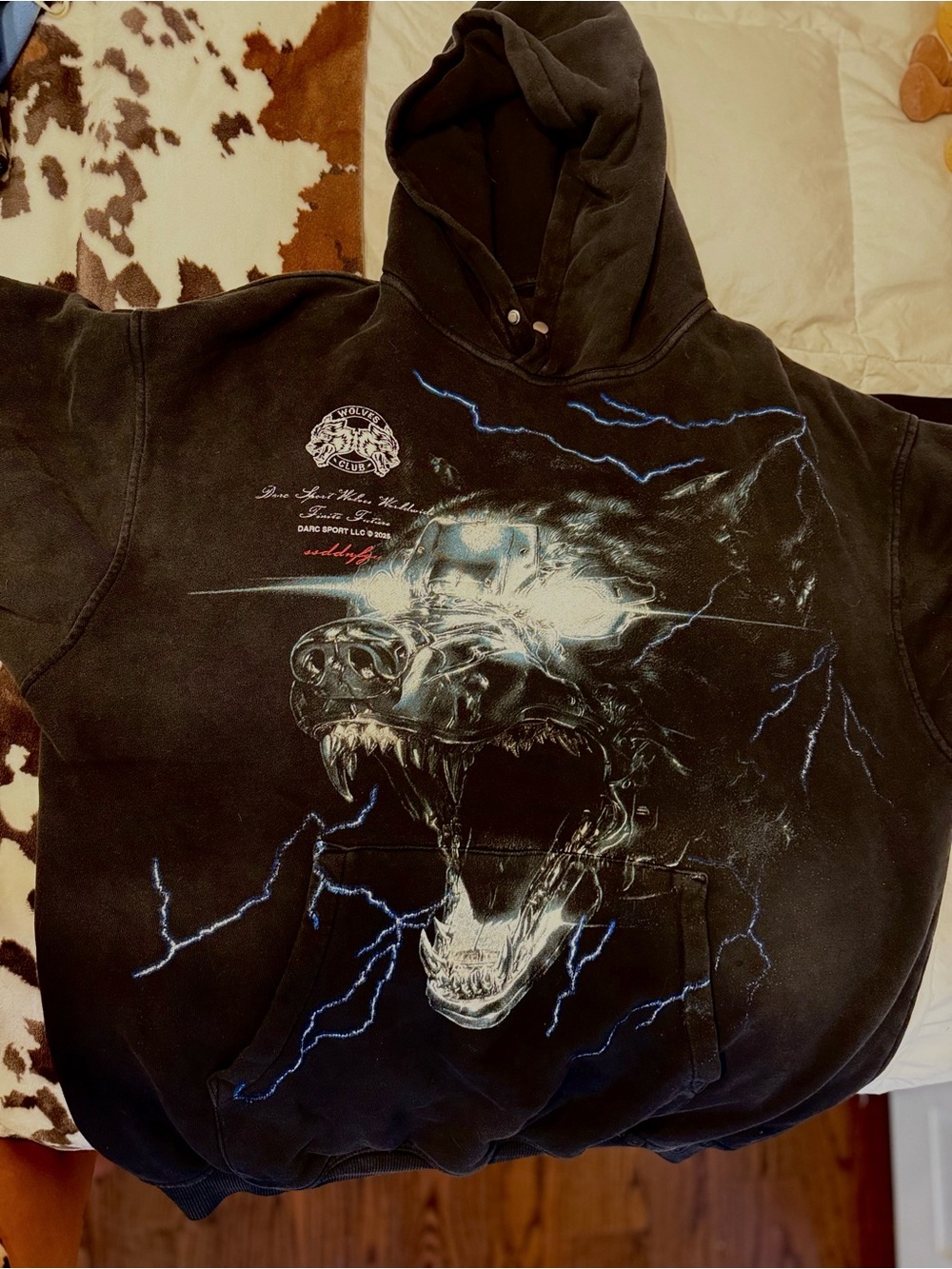 Darcsport Eye of the Beast "Pierce" Hoodie in Black Drift Wash size M